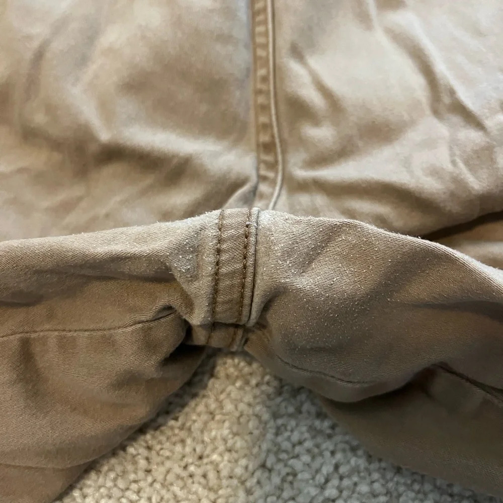 Men’s Khaki Shorts - Picture 7 of 8